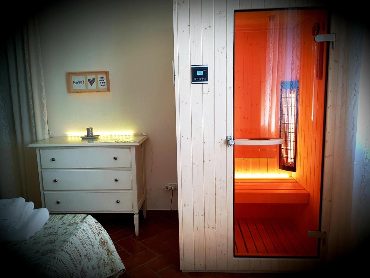 Aparthotel La Fattoria di Tirrenia Esterno foto